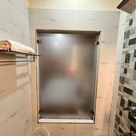 Oyster Pearl I Near Medanta Hospital I Sec-39 I Gurgaon 호텔 외부 사진