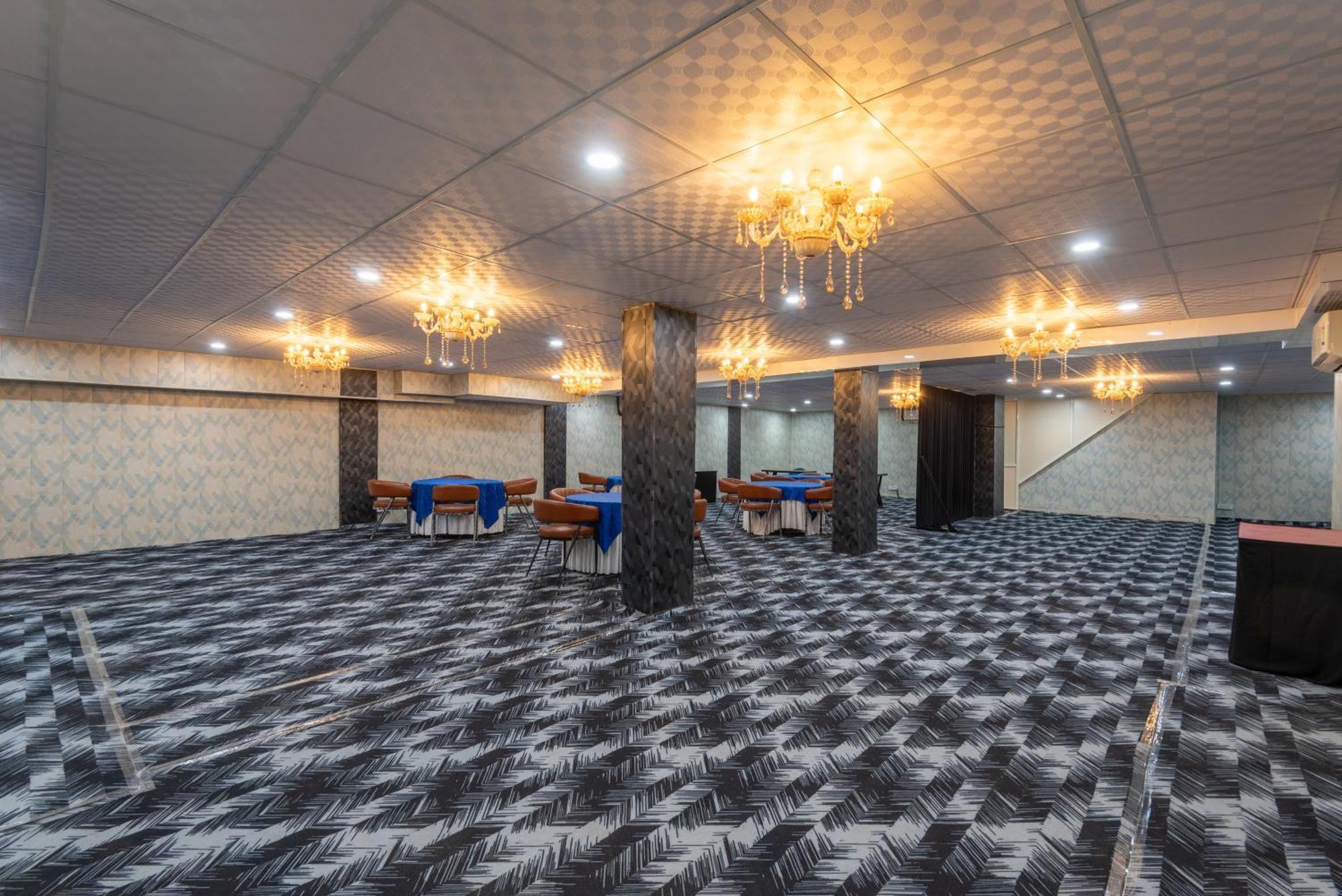 Oyster Pearl I Near Medanta Hospital I Sec-39 I Gurgaon 호텔 외부 사진